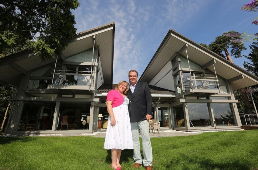 ¿Una mansión de diseño y un automóvil de lujo por solo 2 mil rublos? Y por qué no!