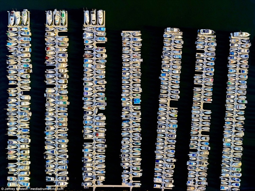 Una mirada desde el cielo a la "Gran Manzana" y a la "Ciudad de los Ángeles"