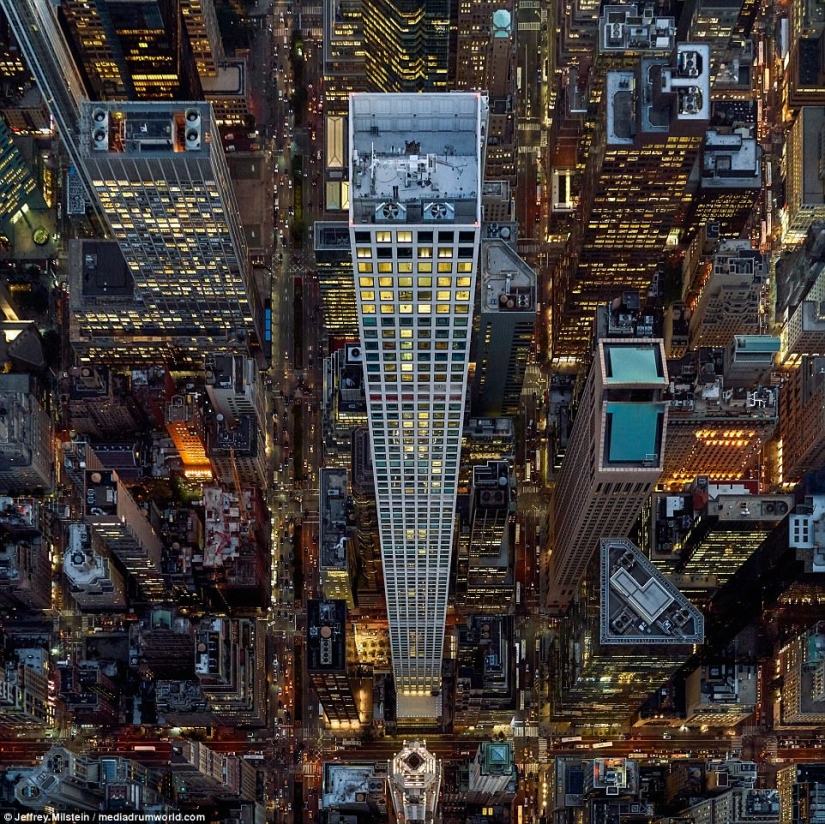 Una mirada desde el cielo a la "Gran Manzana" y a la "Ciudad de los Ángeles"