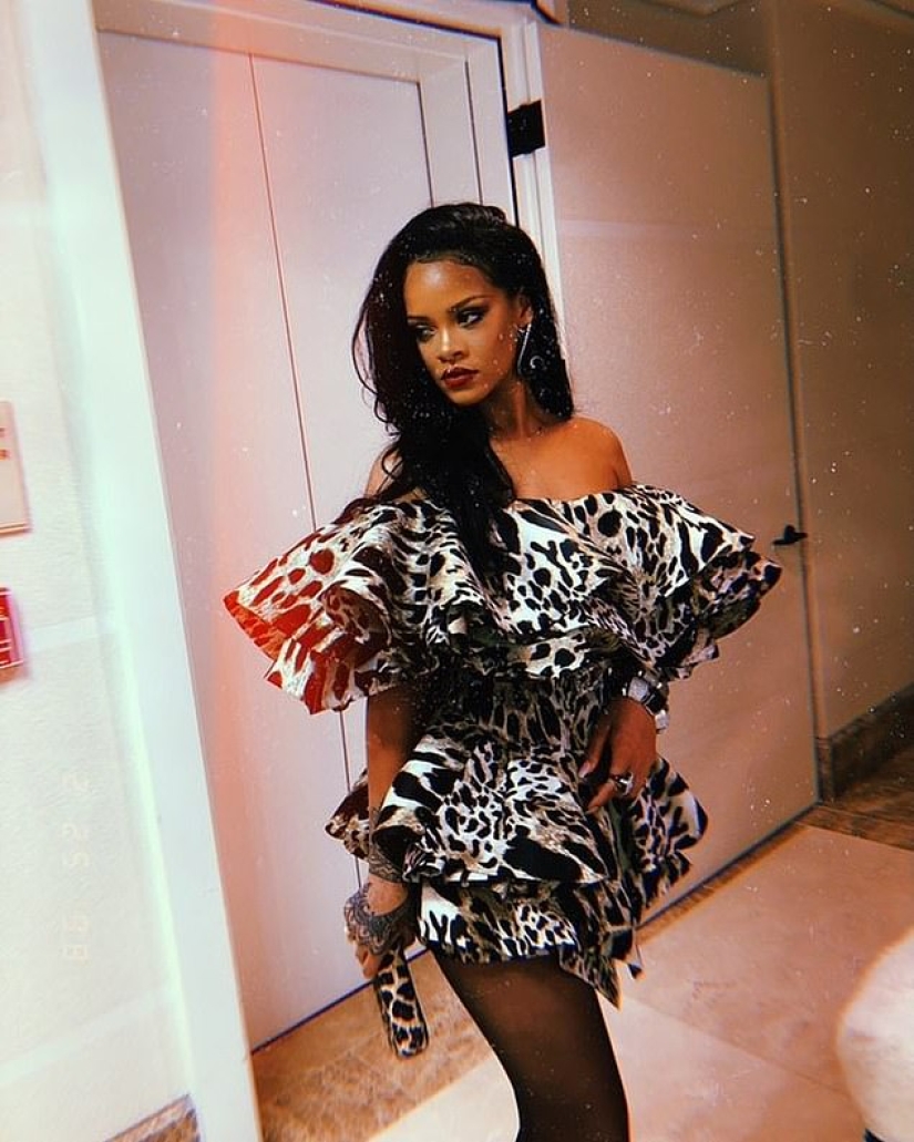 Una novedad candente de una megaestrella sexy: Rihanna presentó su propia línea de ropa interior