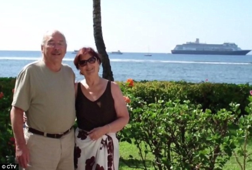 Una pareja casada de 62 años se despide porque no pueden establecerse juntos