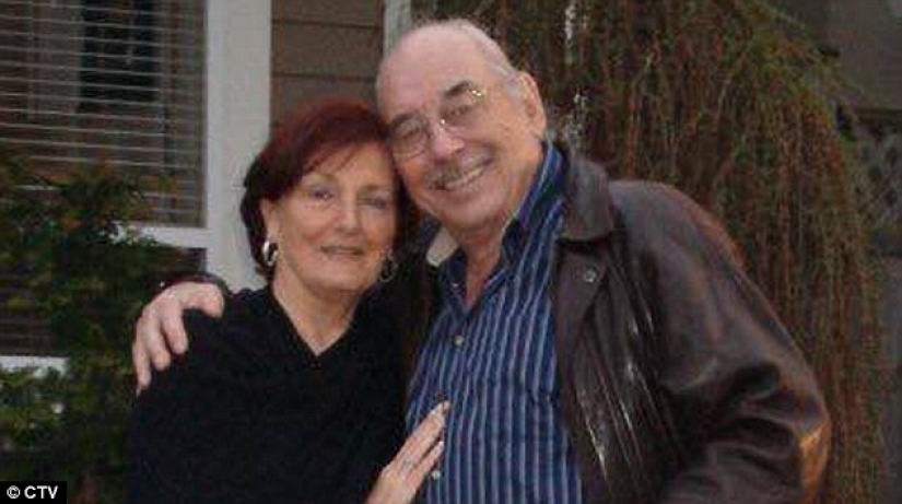 Una pareja casada de 62 años se despide porque no pueden establecerse juntos