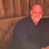 Una pareja de Estados Unidos vivía en el lujo a expensas de las autoridades, pero a los estafadores los regalaban alardeando en las redes sociales