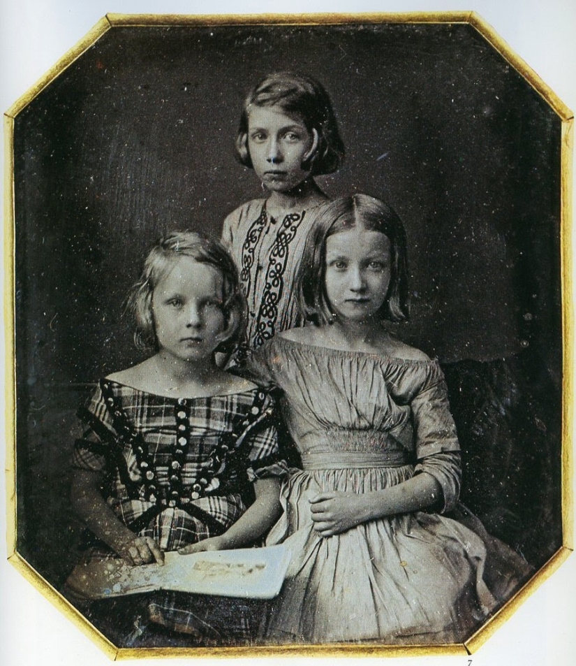 Una ventana al pasado: 30 primeras fotografías tomadas en 1839 por John Herschel Una ventana al pasado: 30 primeras fotografías tomadas en 1839 por John Herschel