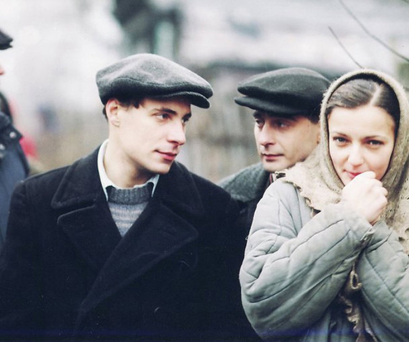 Undecided: famous men who lived in two families