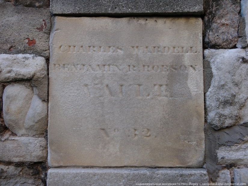 Underground cemeteries of New York