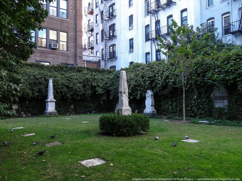 Underground cemeteries of New York