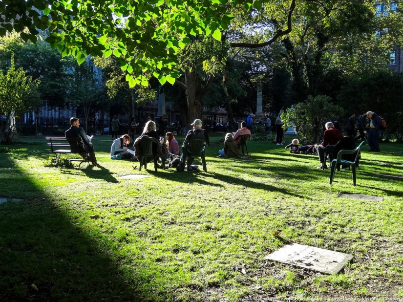 Underground cemeteries of New York