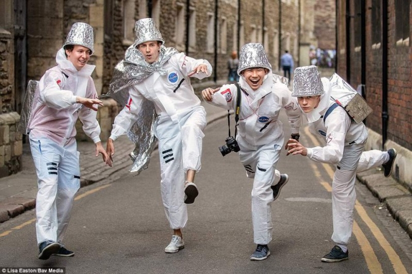 Undress and go to the ball: how Cambridge students celebrate the end of exams