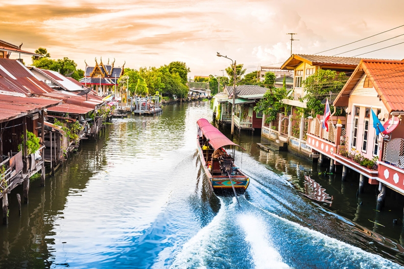 Unique Experiences on the Water