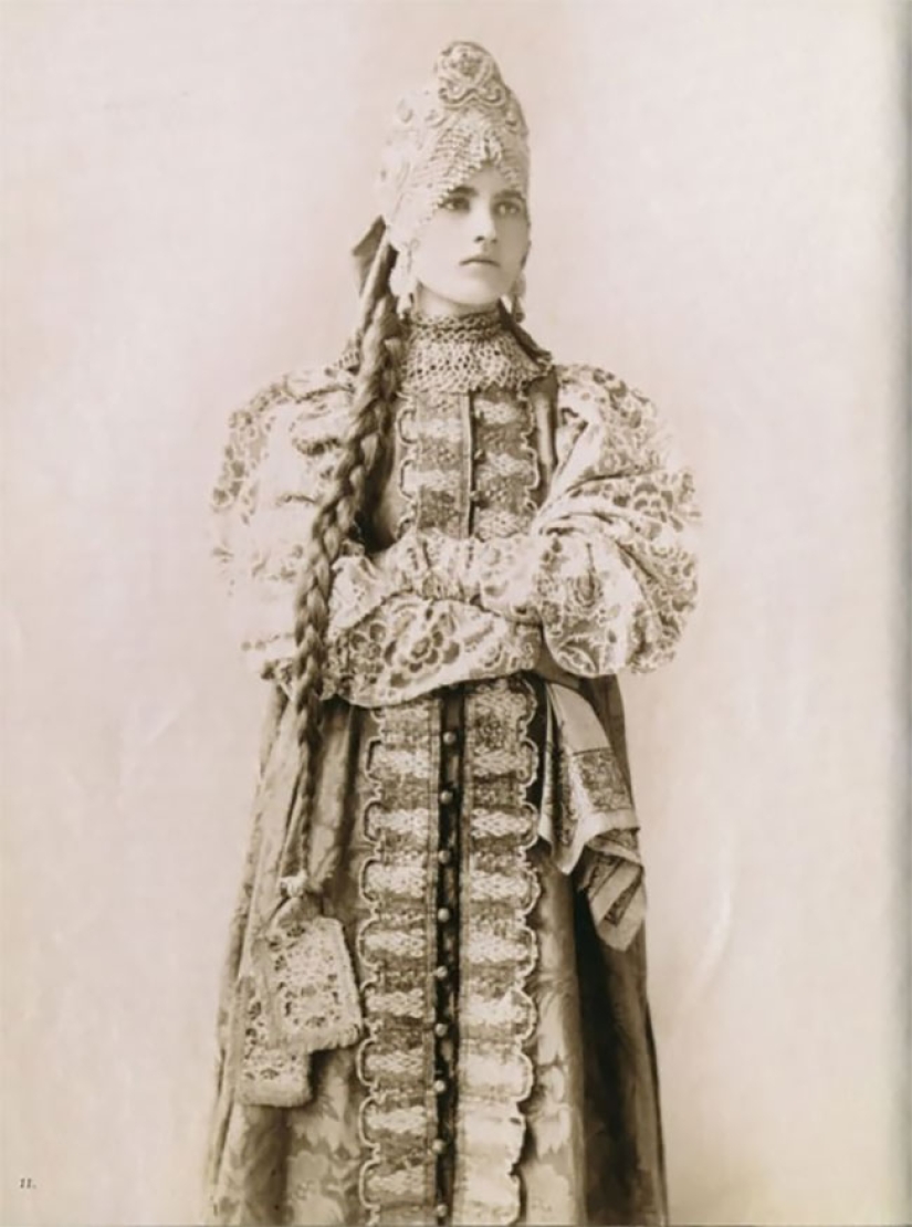 Unique photos of Russian beauties in folk costumes of pre-revolutionary Russia
