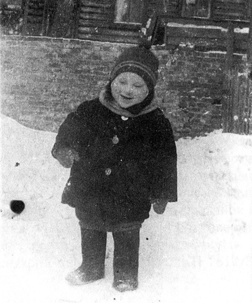 Unique photos of Vladimir Vysotsky