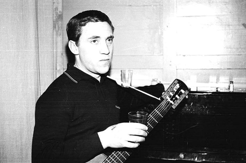 Unique photos of Vladimir Vysotsky