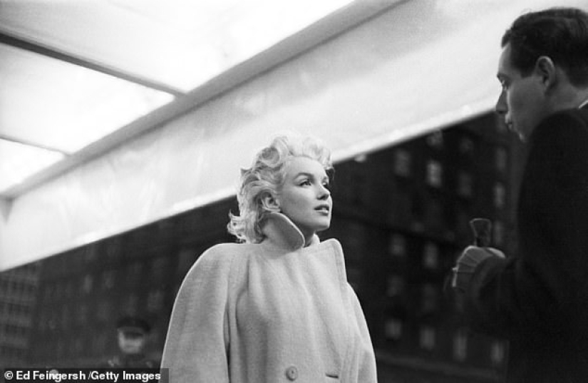 Unknown celebrity: candid photos of Marilyn Monroe that no one has seen before
