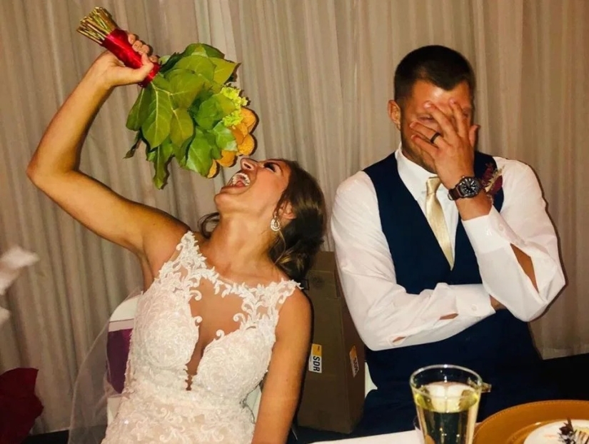 Until fast food separates us: the bride received a wedding bouquet of nuggets and ate it with appetite