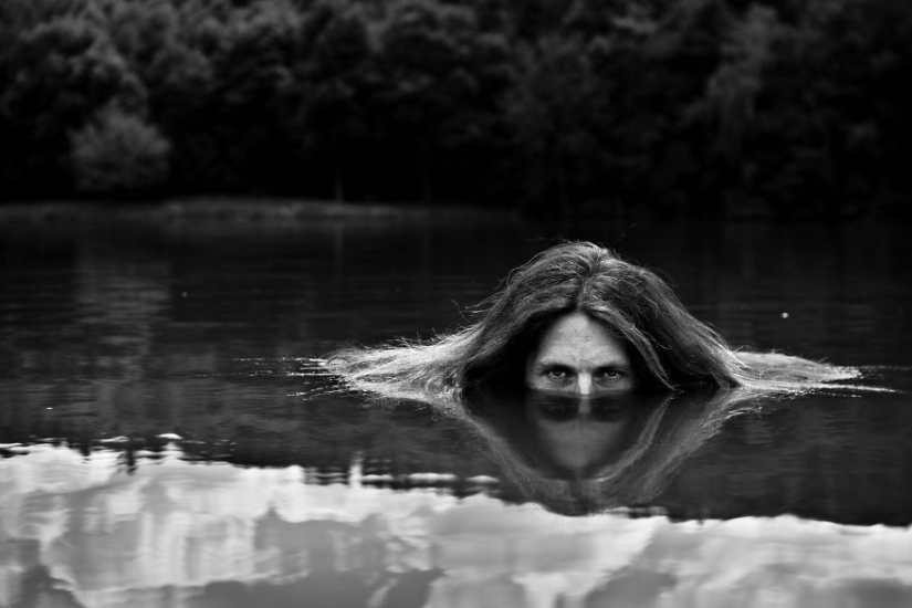 Vagabundos japoneses, satanistas y raperos: fotógrafo documenta la vida de subculturas en todo el mundo