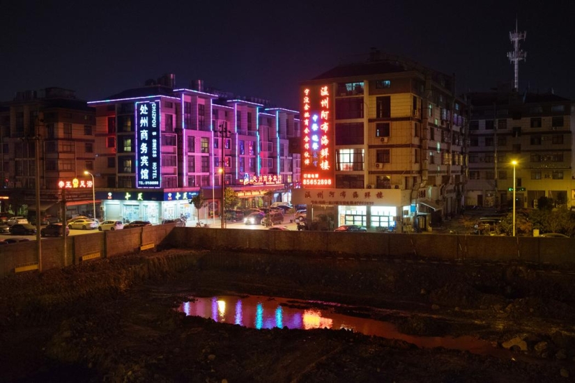 ¿Ves la inscripción "Hecho en China"? Es casi seguro que el producto se fabrica en esta ciudad ¿Ves la inscripción "Hecho en China"? Es casi seguro que el producto se fabrica en esta ciudad