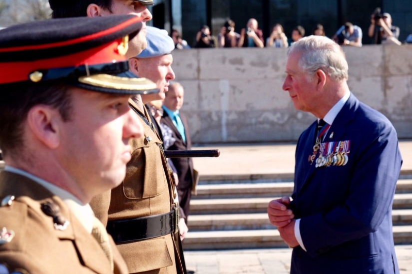 Viajes reales: cuánto gasta la familia real británica en viajes