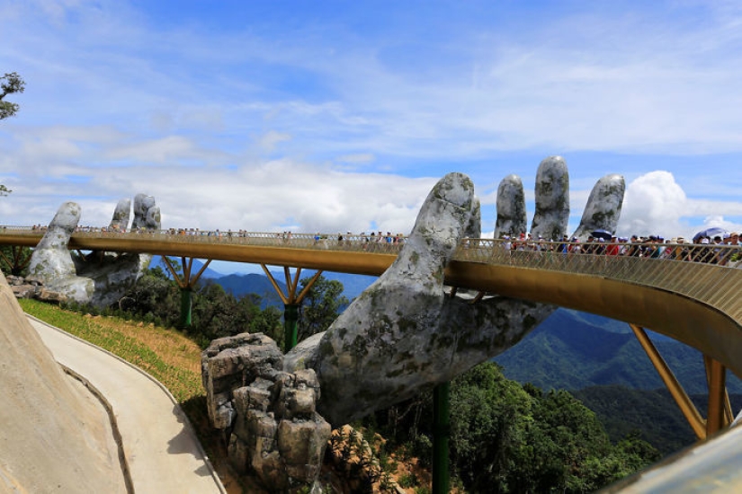 Vietnam's new bridge is set to become the eighth wonder of the world