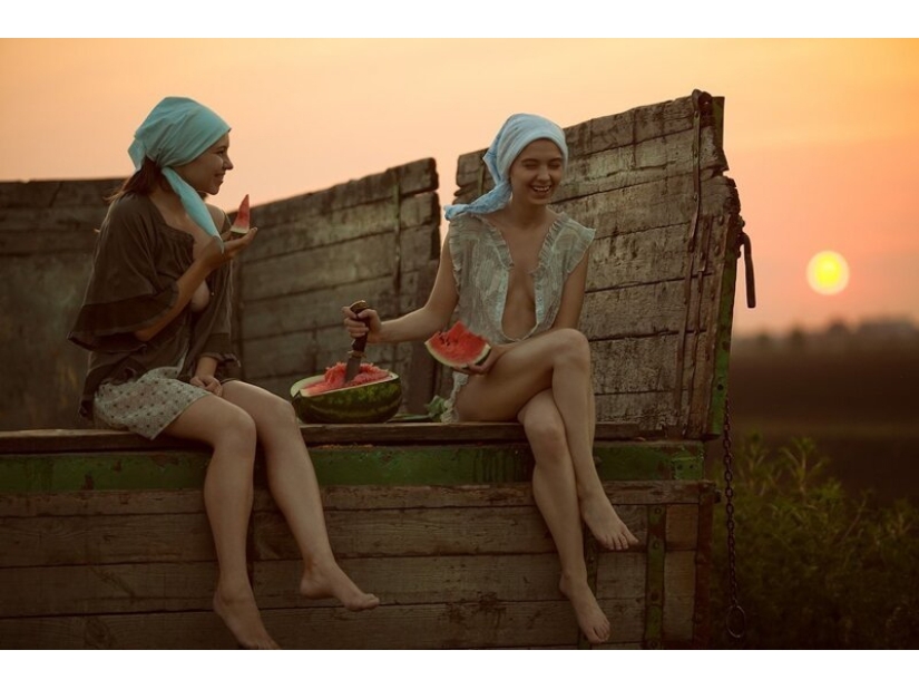 Village beauties: 30 sultry photos