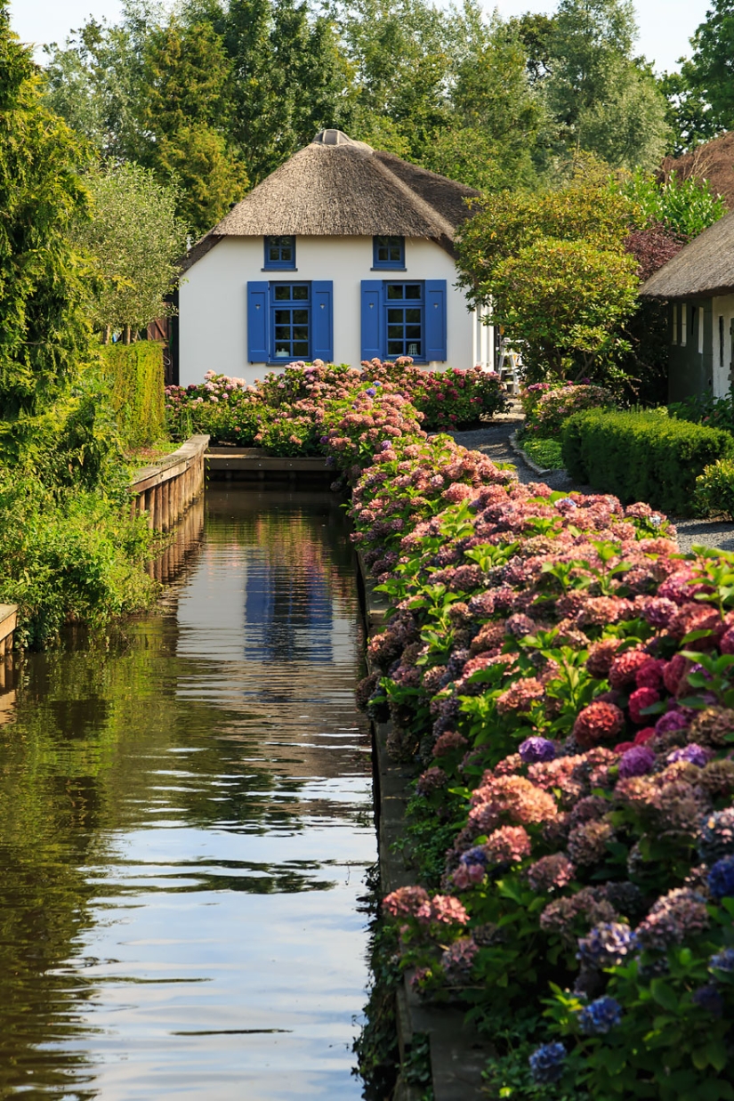 Village without roads in the Netherlands