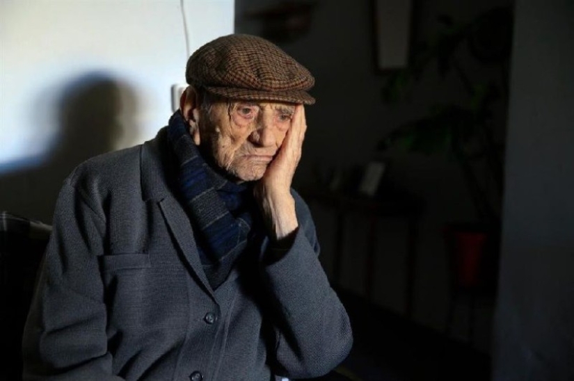 Vino y trabajo: secretos de la longevidad del hombre más viejo del mundo