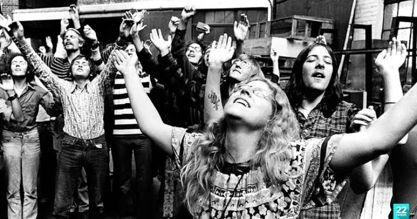 Violación y pedofilia en el nombre de Jesús: la terrible verdad sobre la secta"Hijos de Dios" Violación y pedofilia en el nombre de Jesús: la terrible verdad sobre la secta"Hijos de Dios"