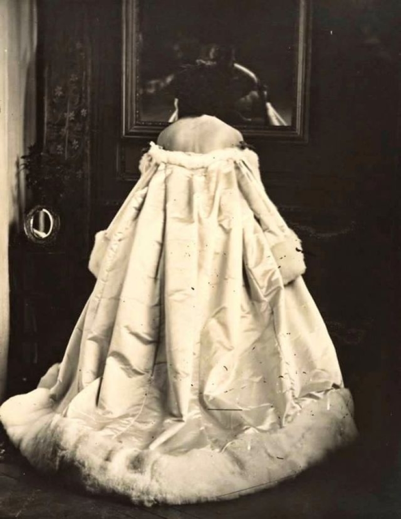 Virginia Oldoini-Condesa, amante del emperador y la primera modelo del siglo XIX Virginia Oldoini-Condesa, amante del emperador y la primera modelo del siglo XIX