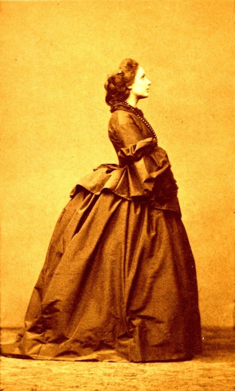 Virginia Oldoini-Condesa, amante del emperador y la primera modelo del siglo XIX Virginia Oldoini-Condesa, amante del emperador y la primera modelo del siglo XIX