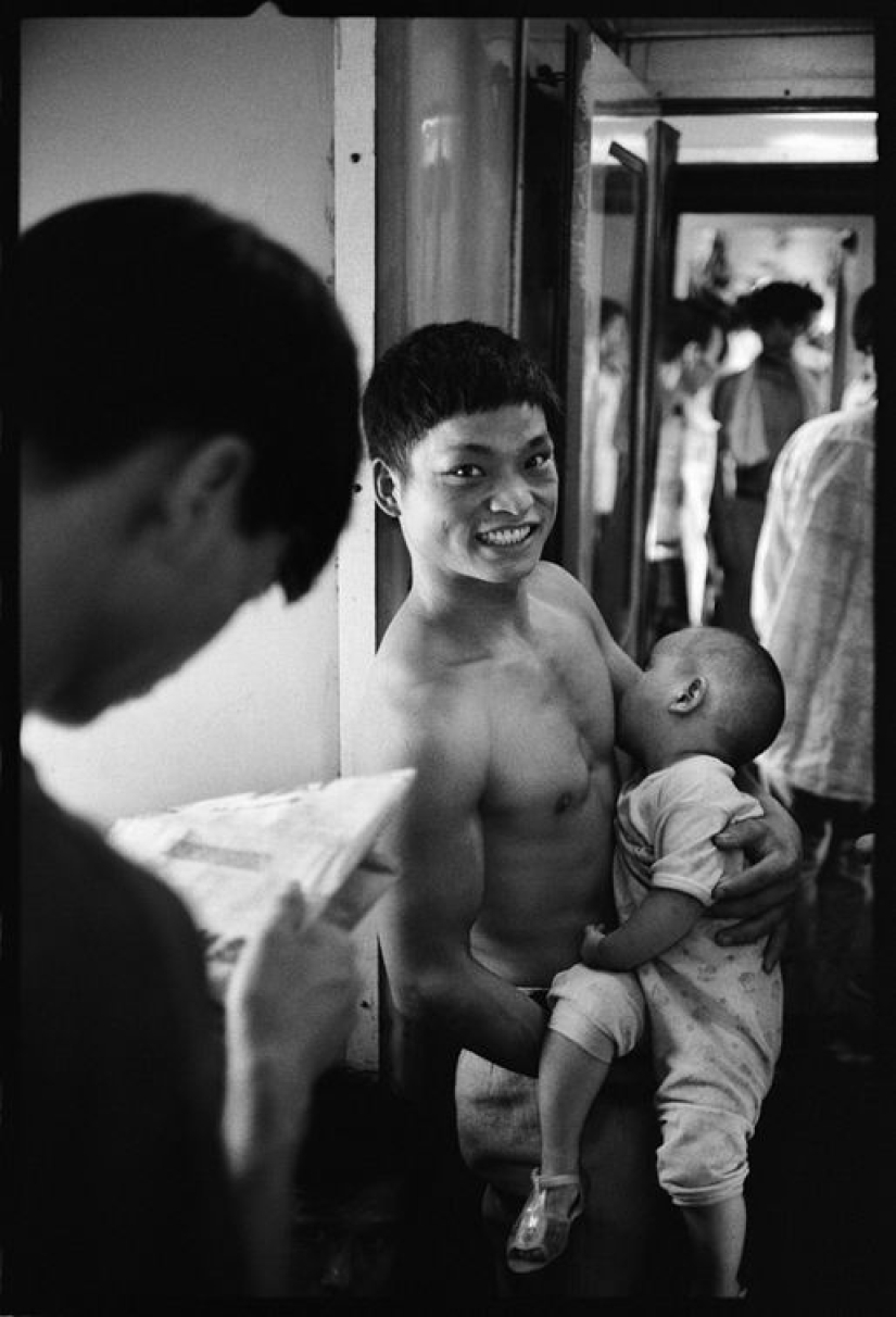 Wang Fuchun y su famosa serie de fotos "Los chinos en el tren" Wang Fuchun y su famosa serie de fotos "Los chinos en el tren"