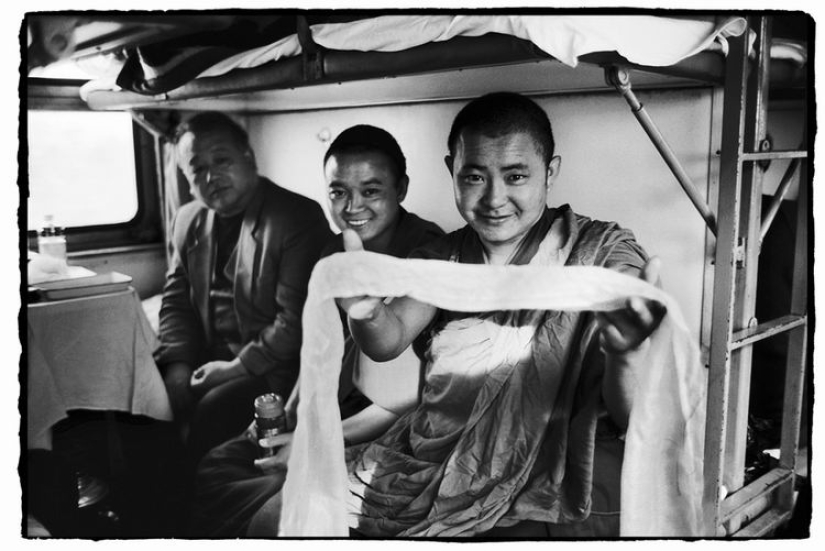 Wang Fuchun y su famosa serie de fotos "Los chinos en el tren" Wang Fuchun y su famosa serie de fotos "Los chinos en el tren"
