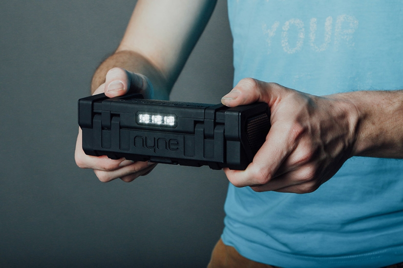 We are talking about three portable speakers that everyone will be happy with