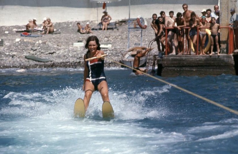 We give over the plan: Soviet youth of the 60s We give over the plan: Soviet youth of the 60s