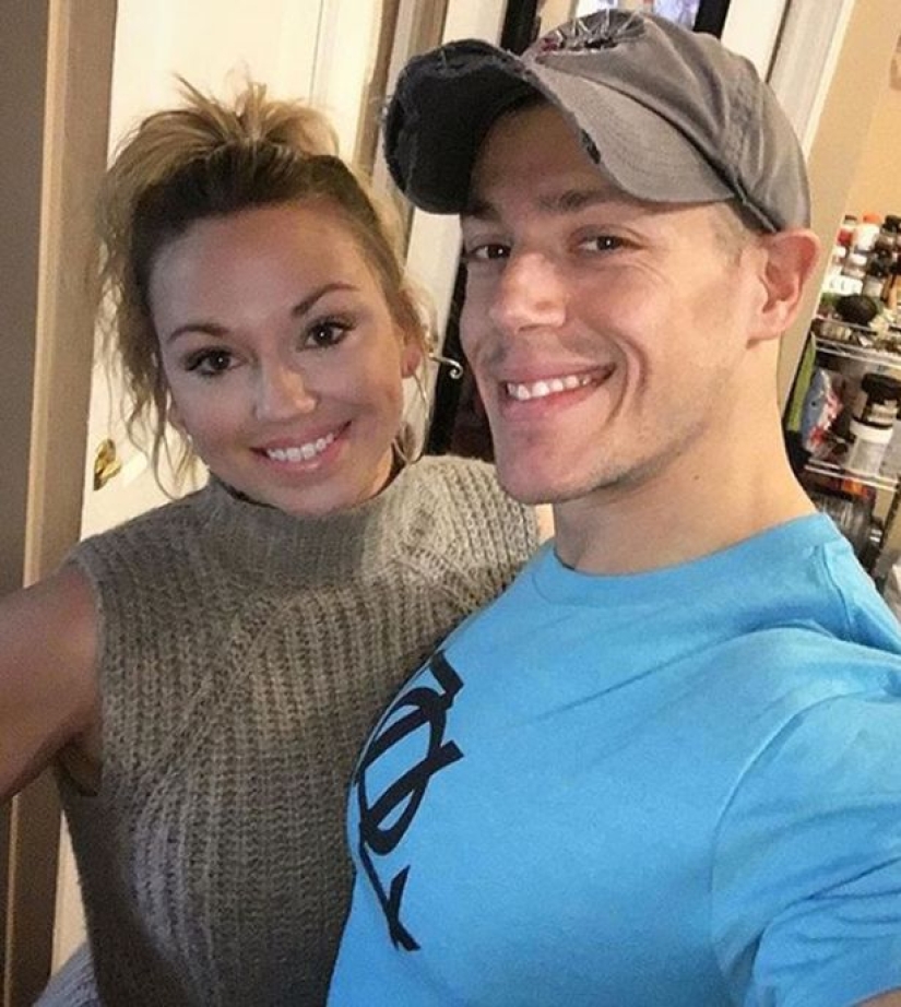 "Wedding at first Sight": Strangers who got married on a popular TV show are still living happily together "Wedding at first Sight": Strangers who got married on a popular TV show are still living happily together