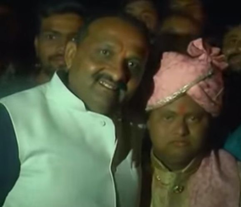 "Wedding by desperation": in India, dad gave his son a wedding without a bride "Wedding by desperation": in India, dad gave his son a wedding without a bride