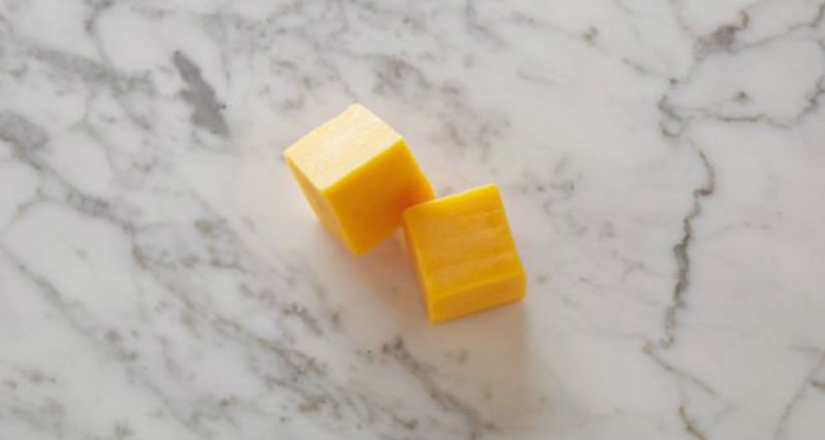 What 100 calories in portions of healthy and healthy food look like What 100 calories in portions of healthy and healthy food look like