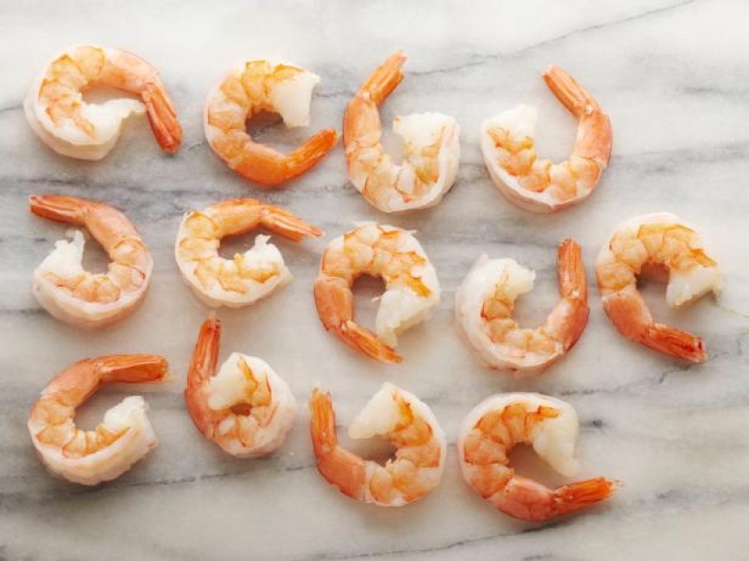 What 100 calories in portions of healthy and healthy food look like What 100 calories in portions of healthy and healthy food look like