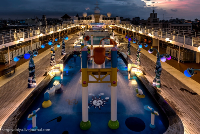 What can an ordinary person do on a cruise ship?