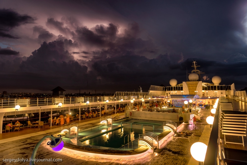 What can an ordinary person do on a cruise ship?