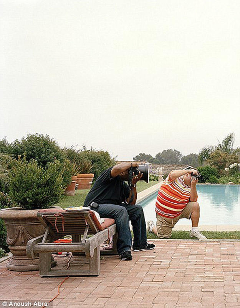 What do the girls who came to work in Hollywood look like