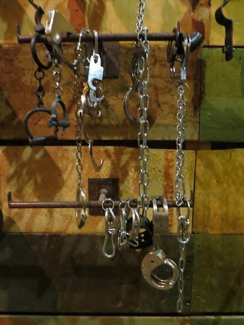 What does a porn studio look like from the inside What does a porn studio look like from the inside