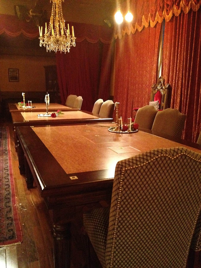 What does a porn studio look like from the inside What does a porn studio look like from the inside