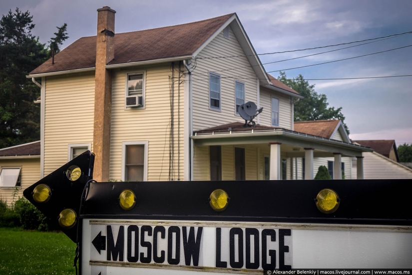 What does American Moscow look like What does American Moscow look like