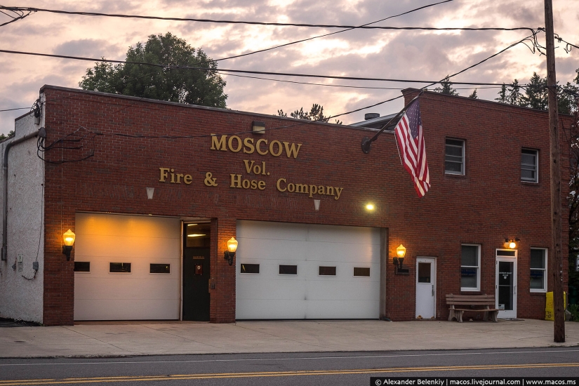 What does American Moscow look like What does American Moscow look like