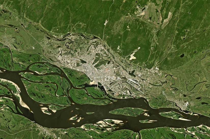 What does Russia look like from space?