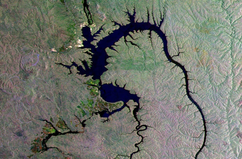 What does Russia look like from space?