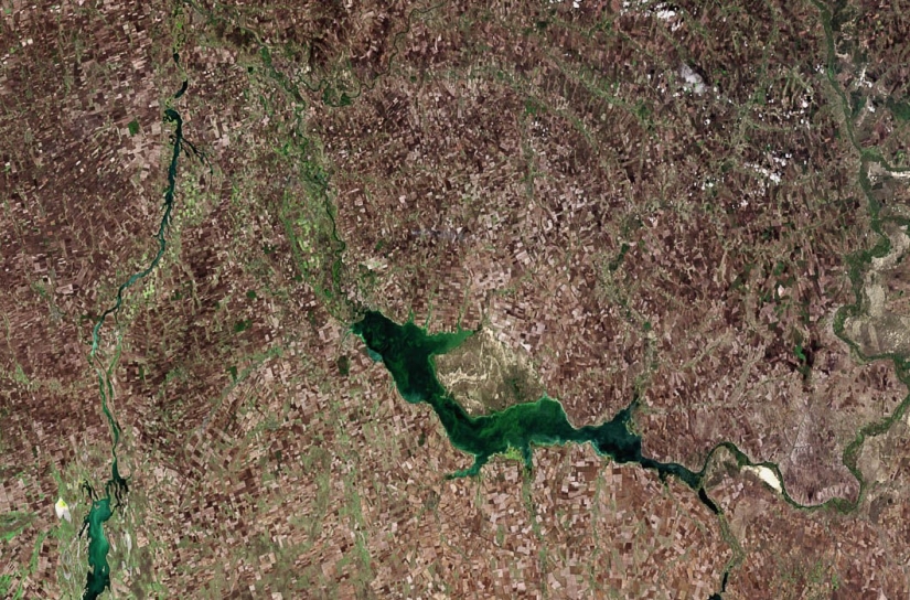 What does Russia look like from space?