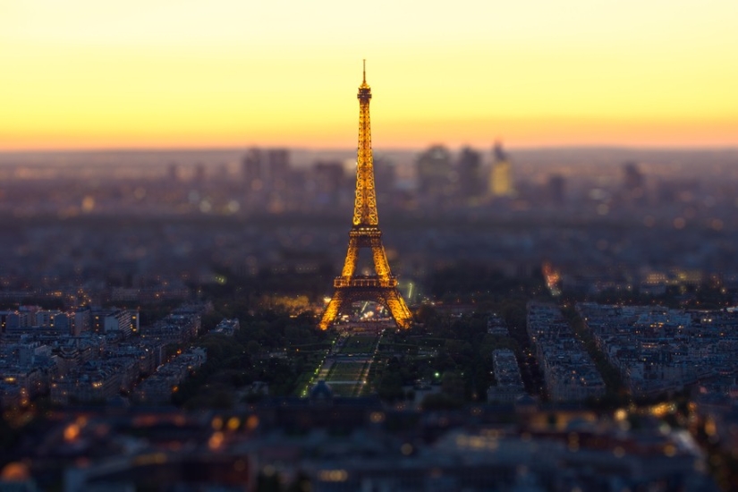 What famous cities look like in tilt-shift photos