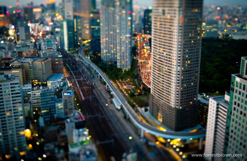 What famous cities look like in tilt-shift photos