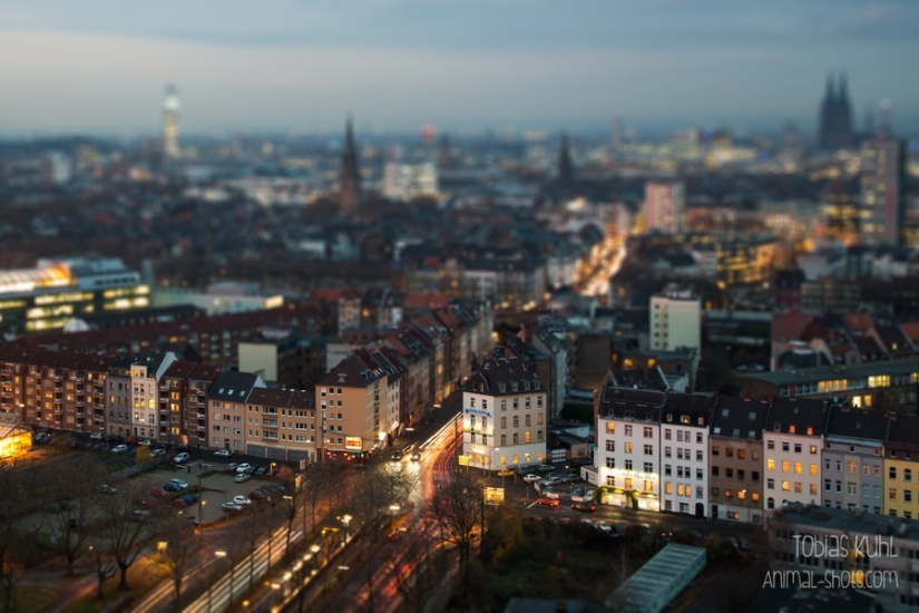 What famous cities look like in tilt-shift photos